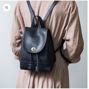 Coach Black Leather Backpack Y2K 90s